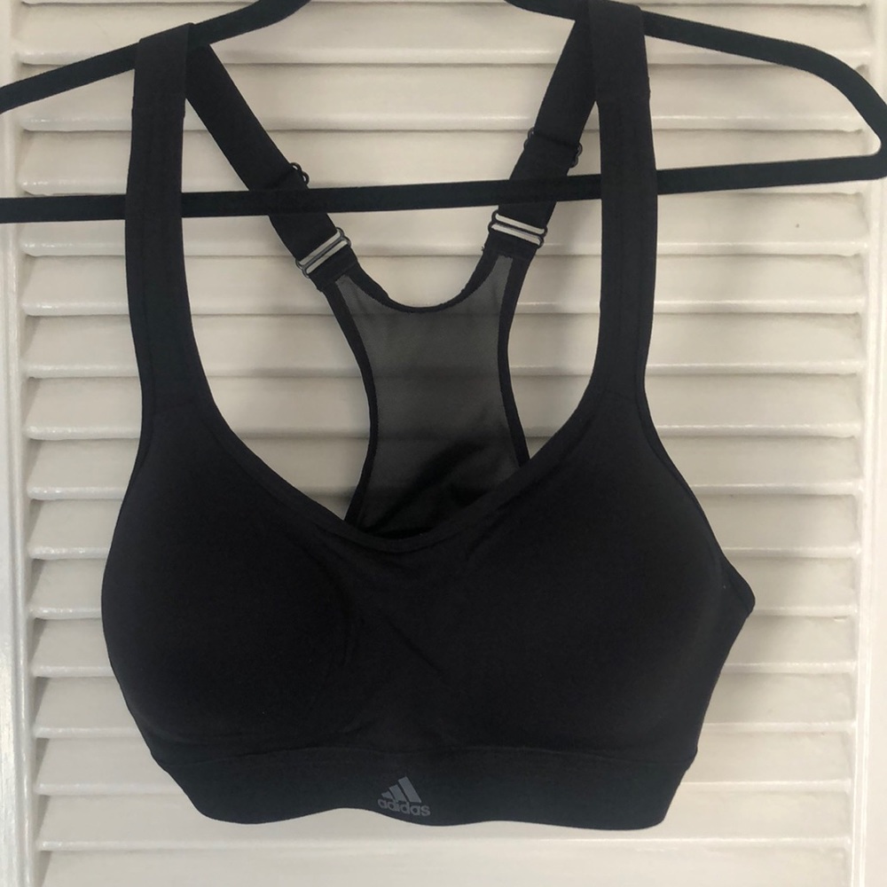 ADIDAS sports bra size Large (L)